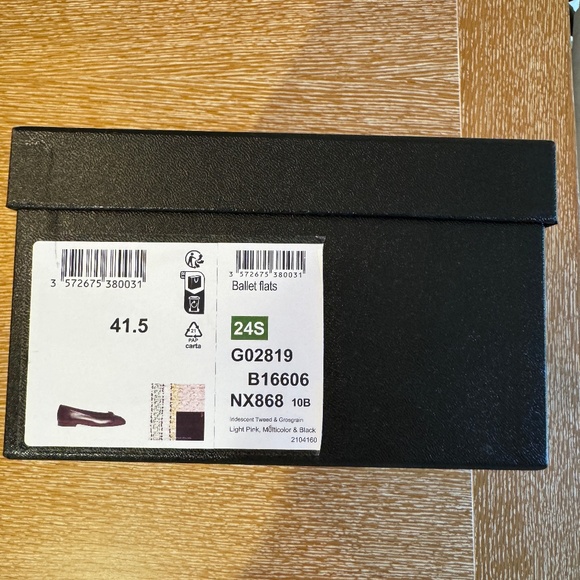 Chanel Iridescent Tweed and Grosgrain Ballerina Flats, Size 41.5 - Picture 3 of 8